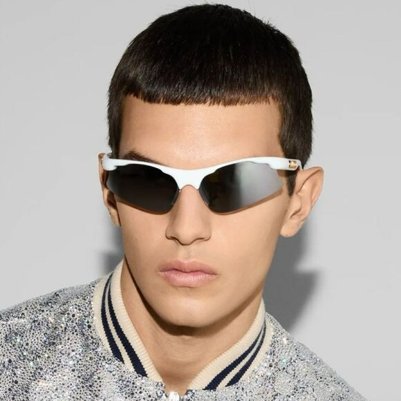 Gucci Men BRAND NEW Sunglasses White Silver Mirror Mask GG1774S 002 - Picture 1 of 11
